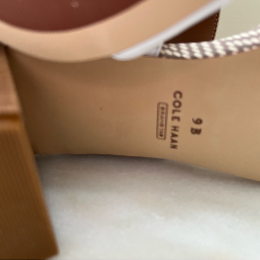 Cole Haan Size 9 Stacked Block Heel Slides White Woven Matte Gold Buckle NWB - Picture 7 of 9